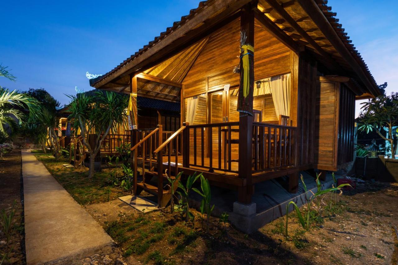 Gatri Hut Otel Lembongan Dış mekan fotoğraf