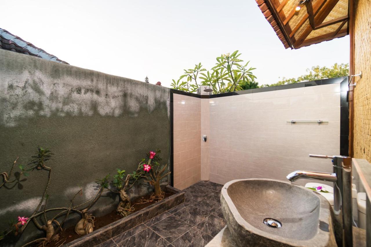 Gatri Hut Otel Lembongan Dış mekan fotoğraf