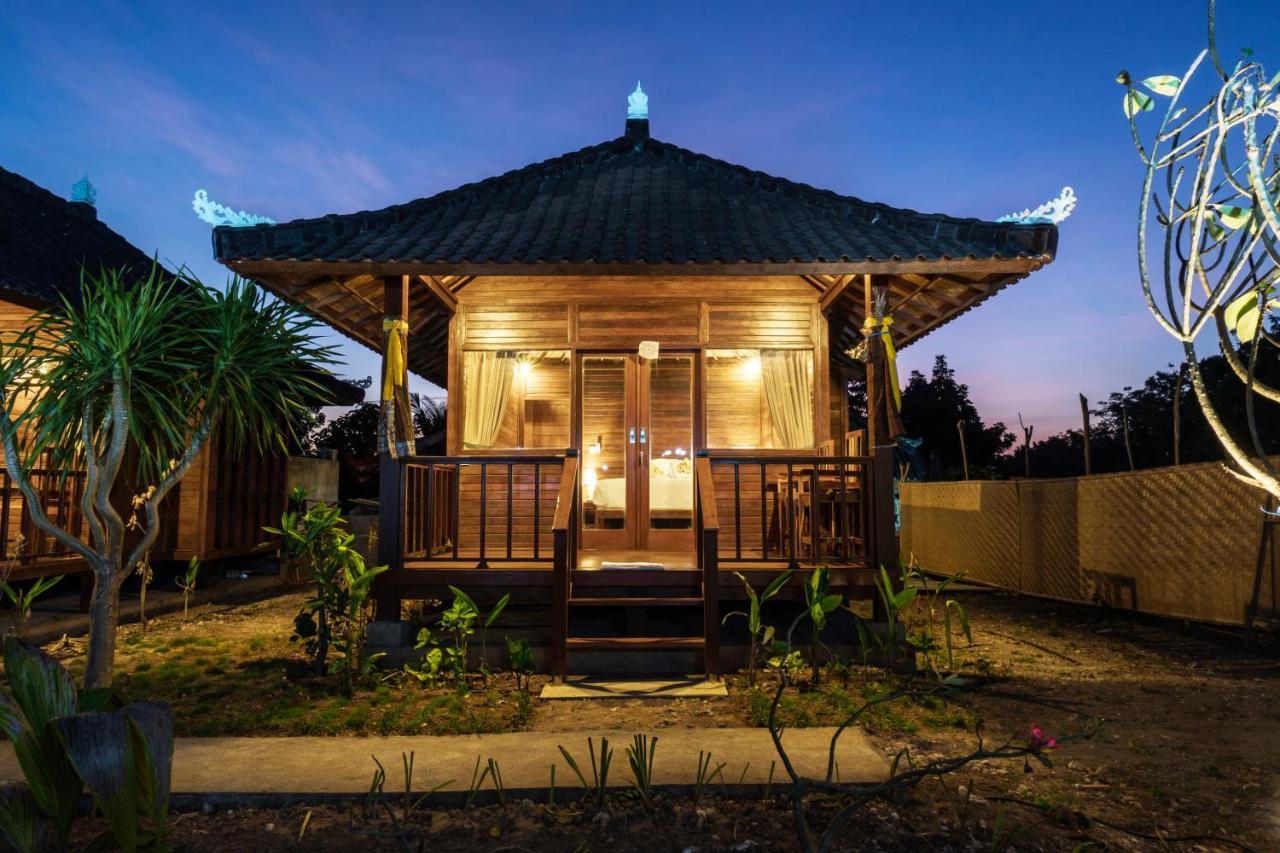 Gatri Hut Otel Lembongan Dış mekan fotoğraf