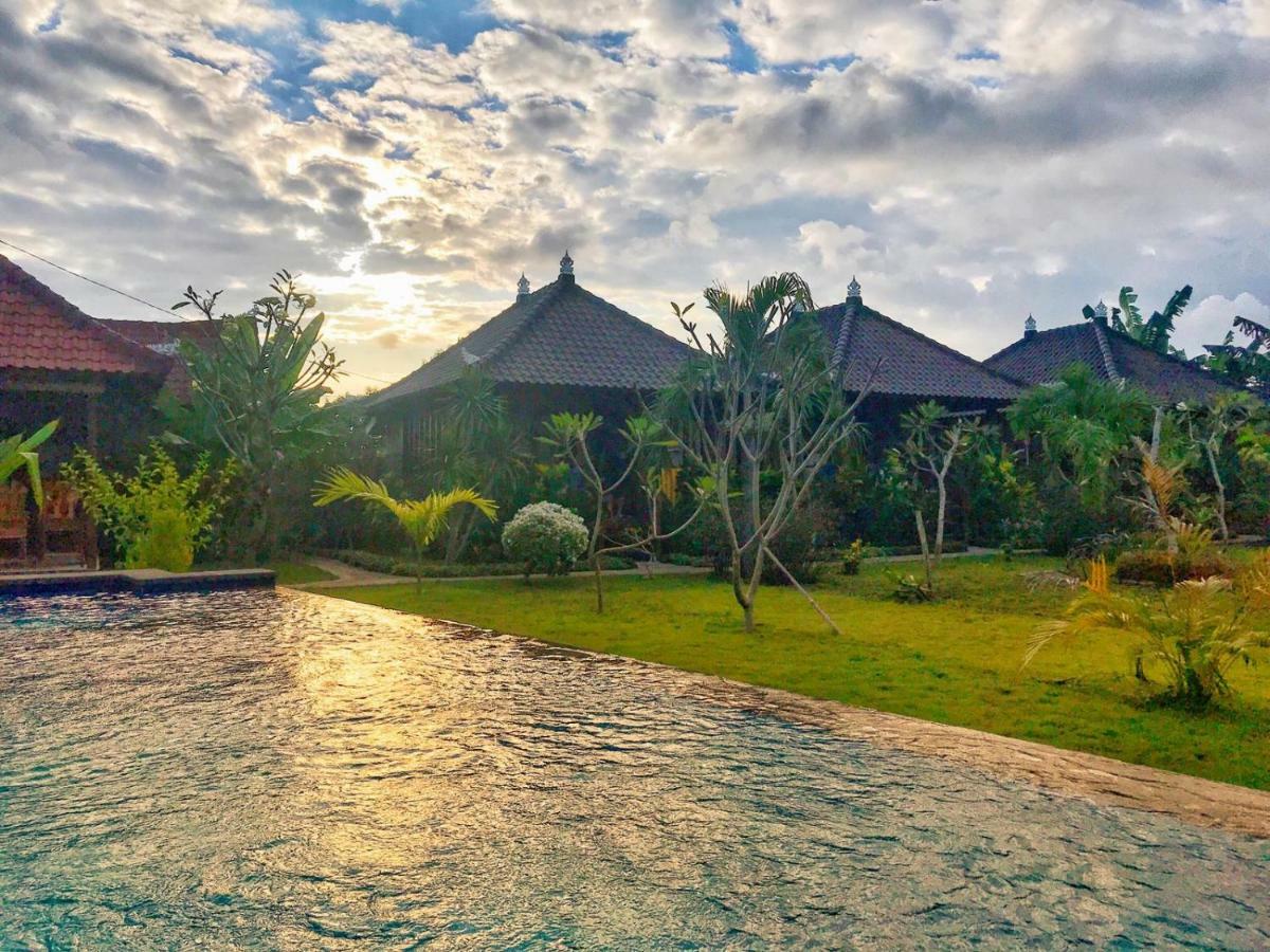 Gatri Hut Otel Lembongan Dış mekan fotoğraf