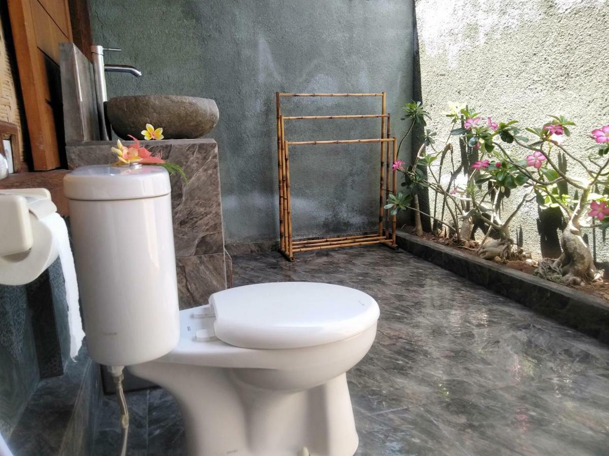 Gatri Hut Otel Lembongan Dış mekan fotoğraf